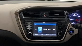 Used 2016 Hyundai Elite i20 [2014-2018] Asta 1.2 Petrol Manual top_features Integrated (in-dash) music system