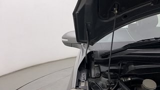 Used 2013 Maruti Suzuki Swift [2011-2017] ZDi Diesel Manual engine ENGINE RIGHT SIDE HINGE & APRON VIEW