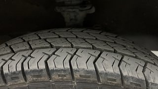 Used 2018 Maruti Suzuki Eeco 5 STR WITH A/C+HTR Petrol Manual tyres RIGHT FRONT TYRE TREAD VIEW