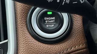 Used 2021 MG Motors Hector Plus Sharp 1.5 Petrol Turbo DCT 6-STR Petrol Automatic top_features Keyless start