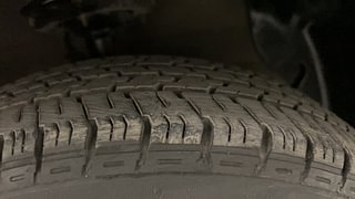 Used 2014 Hyundai Xcent [2014-2017] S Petrol Petrol Manual tyres RIGHT FRONT TYRE TREAD VIEW