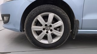 Used 2012 Volkswagen Polo [2010-2014] Highline1.2L (P) Petrol Manual tyres LEFT FRONT TYRE RIM VIEW