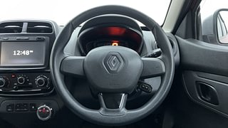 Used 2017 Renault Kwid [2015-2019] 1.0 RXT AMT Petrol Automatic top_features Leather-wrapped steering wheel
