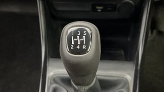 Used 2021 Tata Altroz XT 1.2 Petrol Manual interior GEAR  KNOB VIEW