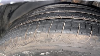 Used 2012 Ford Figo [2010-2015] Duratec Petrol EXI 1.2 Petrol Manual tyres RIGHT FRONT TYRE TREAD VIEW