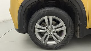 Used 2016 maruti-suzuki Vitara Brezza ZDI PLUS Dual Tone Diesel Manual tyres LEFT FRONT TYRE RIM VIEW
