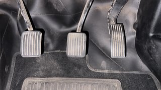 Used 2019 Hyundai New Santro 1.1 Sportz CNG Petrol+cng Manual interior PEDALS VIEW