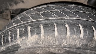 Used 2020 Renault Kwid RXL 1.0 SCE Petrol Manual tyres LEFT REAR TYRE TREAD VIEW