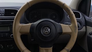 Used 2012 Volkswagen Polo [2010-2014] Highline1.2L (P) Petrol Manual top_features Airbags