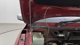 Used 2017 Renault Kwid [2015-2019] 1.0 RXT AMT Petrol Automatic engine ENGINE RIGHT SIDE HINGE & APRON VIEW