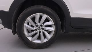 Used 2022 Volkswagen Taigun Highline 1.0 TSI AT Petrol Automatic tyres RIGHT REAR TYRE RIM VIEW