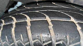 Used 2014 Chevrolet Spark [2012-2017] LS 1.0 Petrol Manual tyres LEFT FRONT TYRE TREAD VIEW
