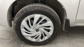 Used 2015 Maruti Suzuki Alto K10 [2014-2019] VXi Petrol Manual tyres LEFT FRONT TYRE RIM VIEW