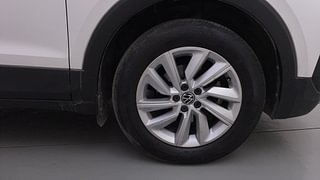 Used 2022 Volkswagen Taigun Highline 1.0 TSI AT Petrol Automatic tyres RIGHT FRONT TYRE RIM VIEW