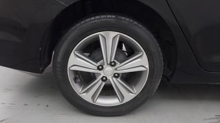 Used 2018 Hyundai Verna SX (O) 1.6 VTVT AT Petrol Automatic tyres RIGHT REAR TYRE RIM VIEW