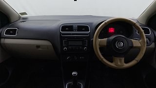 Used 2012 Volkswagen Polo [2010-2014] Highline1.2L (P) Petrol Manual interior DASHBOARD VIEW