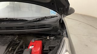 Used 2014 Hyundai Xcent [2014-2017] S Petrol Petrol Manual engine ENGINE LEFT SIDE HINGE & APRON VIEW