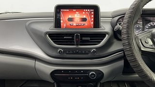 Used 2021 Tata Altroz XT 1.2 Petrol Manual interior MUSIC SYSTEM & AC CONTROL VIEW