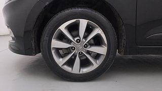 Used 2016 Hyundai Elite i20 [2014-2018] Asta 1.4 CRDI (O) Diesel Manual tyres LEFT FRONT TYRE RIM VIEW