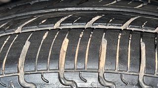 Used 2016 Hyundai Grand i10 [2013-2017] Sportz 1.2 Kappa VTVT Petrol Manual tyres RIGHT REAR TYRE TREAD VIEW