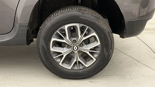 Used 2019 Renault Duster [2017-2020] RXS Opt CVT Petrol Automatic tyres LEFT REAR TYRE RIM VIEW