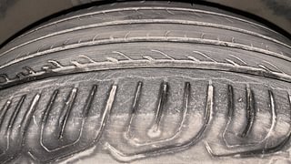 Used 2021 Skoda Kushaq Ambition 1.0L TSI MT Petrol Manual tyres RIGHT FRONT TYRE TREAD VIEW