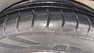Used 2016 Hyundai Eon [2011-2018] Magna + Petrol Manual tyres RIGHT FRONT TYRE TREAD VIEW