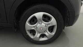 Used 2019 Tata Nexon [2017-2020] XZ Diesel Diesel Manual tyres RIGHT FRONT TYRE RIM VIEW