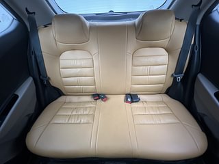Used 2019 Hyundai Grand i10 [2017-2020] Sportz AT 1.2 Kappa VTVT Petrol Automatic interior REAR SEAT CONDITION VIEW