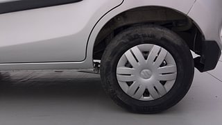 Used 2022 Maruti Suzuki Alto 800 LXi (O) Petrol Manual tyres LEFT REAR TYRE RIM VIEW