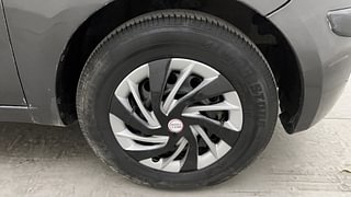Used 2010 Hyundai i10 Magna 1.2 Petrol Manual tyres RIGHT FRONT TYRE RIM VIEW