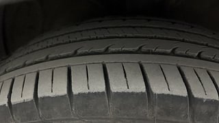 Used 2019 Hyundai Creta [2018-2020] 1.4 S Diesel Manual tyres RIGHT FRONT TYRE TREAD VIEW