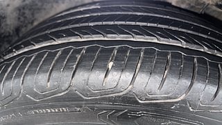 Used 2015 Hyundai Elite i20 [2014-2018] Asta 1.2 (O) Petrol Manual tyres LEFT FRONT TYRE TREAD VIEW