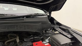 Used 2021 Kia Seltos HTX G Petrol Manual engine ENGINE LEFT SIDE HINGE & APRON VIEW