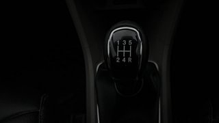Used 2016 Tata Tiago [2016-2020] Revotron XZ Petrol Manual interior GEAR  KNOB VIEW