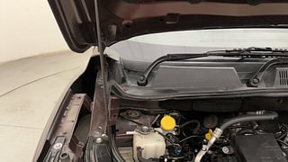 Used 2022 Renault Kiger RXT MT Petrol Manual engine ENGINE RIGHT SIDE HINGE & APRON VIEW