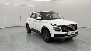 Used 2023 Hyundai Venue SX 1.2 Petrol Petrol Manual exterior RIGHT FRONT CORNER VIEW