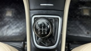 Used 2016 Maruti Suzuki Ciaz [2014-2017] ZXi Petrol Manual interior GEAR  KNOB VIEW