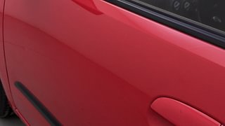 Used 2013 Hyundai i10 magna 1.1 Petrol Manual dents MINOR SCRATCH