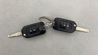 Used 2020 Honda WR-V i-VTEC SV Petrol Manual extra CAR KEY VIEW