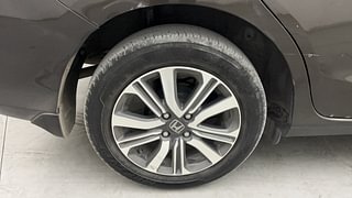 Used 2022 Honda Amaze 1.2 VX i-VTEC Petrol Manual tyres RIGHT REAR TYRE RIM VIEW