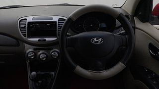 Used 2013 Hyundai i10 magna 1.1 Petrol Manual interior STEERING VIEW