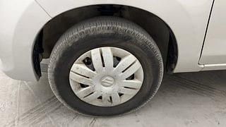 Used 2017 Maruti Suzuki Alto 800 [2012-2016] LXI (O) Petrol Manual tyres LEFT FRONT TYRE RIM VIEW