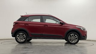 Used 2018 Hyundai i20 Active [2015-2020] 1.2 S Petrol Manual exterior RIGHT SIDE VIEW