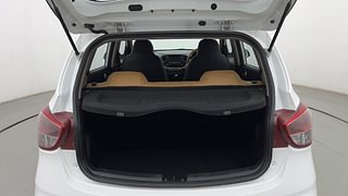 Used 2019 Hyundai Grand i10 [2017-2020] Sportz AT 1.2 Kappa VTVT Petrol Automatic interior DICKY INSIDE VIEW