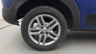 Used 2020 Renault Triber RXZ AMT Petrol Automatic tyres RIGHT REAR TYRE RIM VIEW