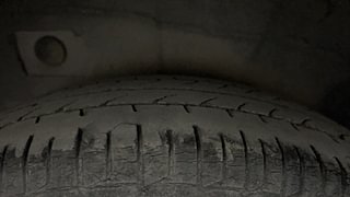 Used 2010 Hyundai i10 Magna 1.2 Petrol Manual tyres RIGHT REAR TYRE TREAD VIEW