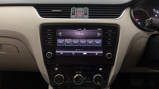 Used 2018 Skoda Octavia [2017-2019] Style 1.8 TSI AT Petrol Automatic interior MUSIC SYSTEM & AC CONTROL VIEW