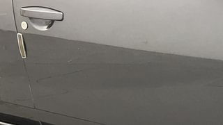 Used 2019 Renault Duster [2017-2020] RXS Opt CVT Petrol Automatic dents MINOR SCRATCH