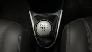 Used 2012 Toyota Etios [2010-2017] GD Diesel Manual interior GEAR  KNOB VIEW